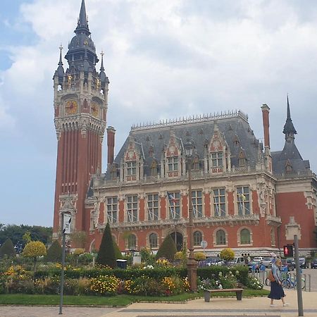 Maison A Deux Pas De L'Hotel De Ville Calais Exteriér fotografie